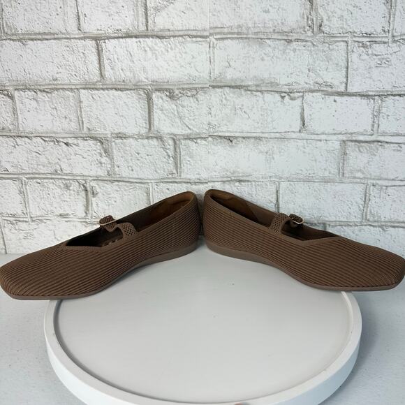 Vivaia Flats Margot Mary Janes Flats with Buckle Washable Square toe 8.5 / 39.5 - Picture 8 of 9